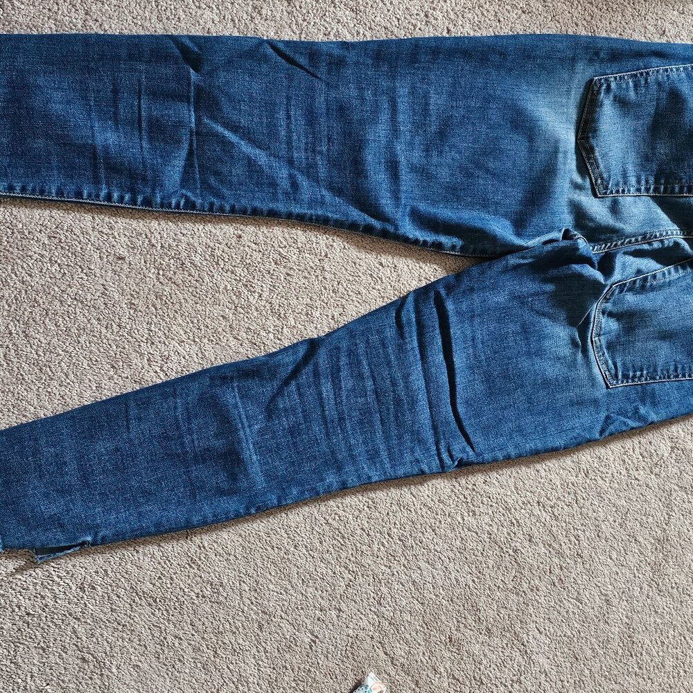 The Ankle Skinny